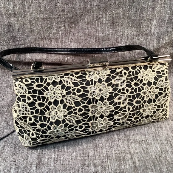 Guess lace evening handbag - Picture 1 of 4